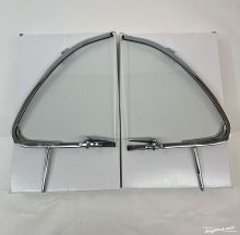 Te Koop - Volkswagen Vent window Beetle 1956 - 1964 Oval Dickholmer New 113837605A 113837606A, EUR €375 / $410