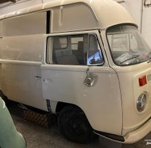 vendo - VW Bus T2 1968 Hochdach Rechtslenker, CHF 15000